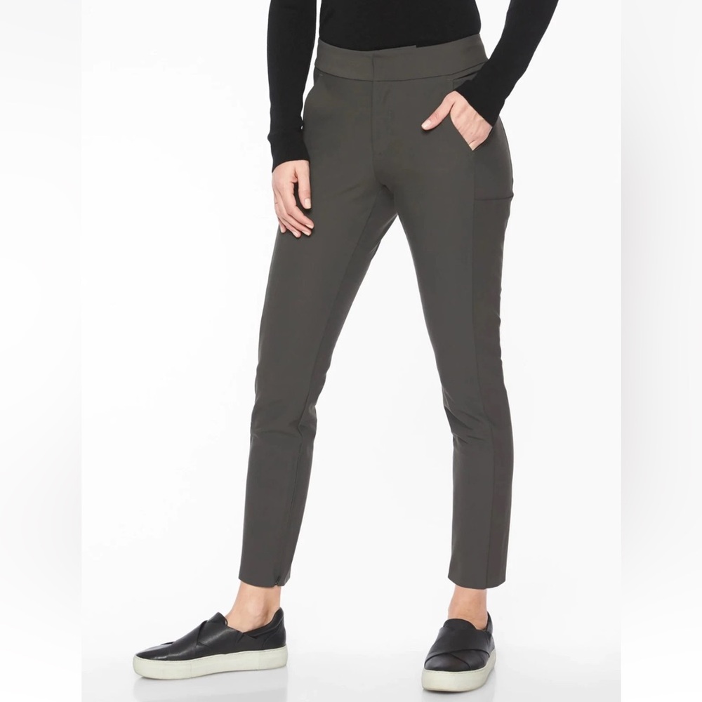 Athleta Stellar Trouser Size 4